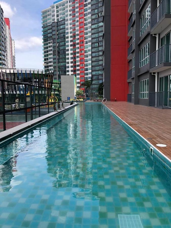 Rantissi Homestay The Zizz Damansara North 八打灵再也 外观 照片